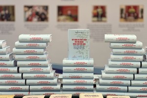 The book is on the building and development of Vietnam’s diplomacy deeply imbued with the characteristics of “Vietnamese bamboo”. (Photo: SGGP)