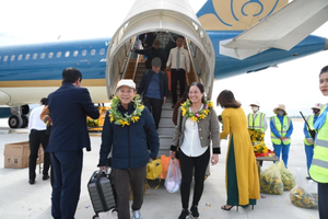 Dien Bien Airport reopens with the two first flights on December 2 after eight months of upgrading. (Photo: SGGP)