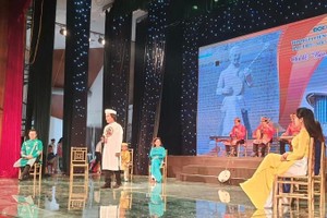 A performance of Don Ca Tai Tu Nam Bo at the opening ceremony (Photo: SGGP)