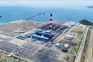 A view of Van Phong 1 thermal power plant (Photo: VNA)