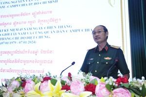 Lieutenant General Nguyen Van Nam, Commander of the HCMC High Command and Chairman of the Vietnam - Cambodia Friendship Association in HCMC speaks at the event. (Photo: SGGP)