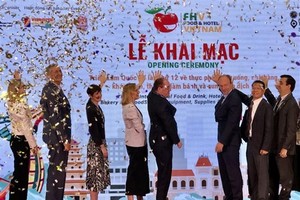 Delegates at the opening ceremony of the Food & Hotel Vietnam 2024. (Photo: VNA)