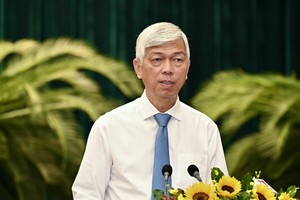 Vice Chairman of the HCMC People's Committee Vo Van Hoan speaks at the conference. (Photo: SGGP)