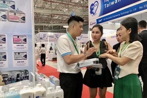 A booth at the Vietnam Medi-Pharm Expo 2024 in HCMC. (Photo: VNA)