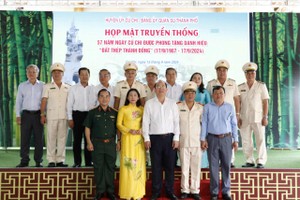 Leaders of HCMC and Cu Chi District attend the ceremony. (Photo: SGGP)