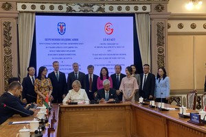 HCMC and Minsk sign a cooperative program of trade, economy, and humanity. (Photo: SGGP)