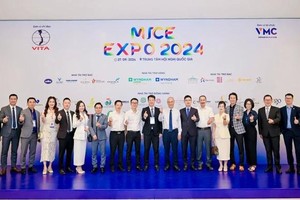 The MICE EXPO 2024 opened in Hanoi on September 27 with the participation of 500 enterprises. (Photo: SGGP)