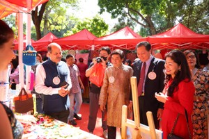 The Embassy of India in Hanoi organizes the “India Fair - a festival celebrating India’s diversity” to promote Indian culture and cuisine to the Vietnamese people in the capital city on November 2. (Photo: SGGP)