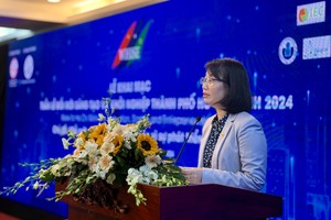 Vice Chairwoman of the Ho Chi Minh City People's Committee, Tran Thi Dieu Thuy speaks at the opening ceremony. (Photo: SGGP)