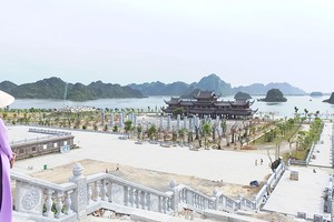 Ha Nam, located about 60 kilometers south of Hanoi, s home to Vietnam's largest pagoda complex, Tam Chuc. (Photo: SGGP)