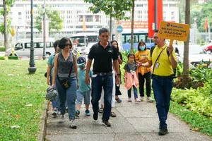 Tourists visit Ho Chi Minh City. (Photo: SGGP)
