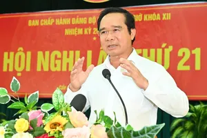 Chairman of the Ho Chi Minh City People's Committee Nguyen Van Duoc speaks at the event. (Photo: SGGP)