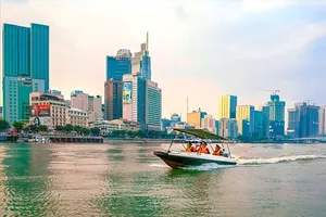 The Ho Chi Minh City Border Guard has overcome hardships and challenges to gain numerous excellent achievements in firmly protecting the sovereignty, security, and social order at port border gates and sea border areas.