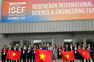 Vietnamese students participating in the Regeneron International Science and Engineering Fair (ISEF) 2025