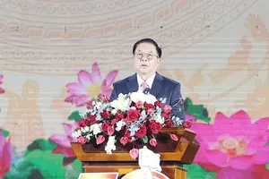 Head of the Central Propaganda and Mass Mobilization Commission Nguyen Trong Nghia seaks at the ceremony. (Photo: SGGP)