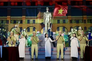 An art program is held in Ho Chi Minh City to commemorate Uncle Ho’s national salvation journey. (Photo: SGGP)