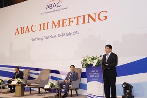 State President Luong Cuong addresses the APEC Business Advisory Council's third meeting. (Photo: VNA)
