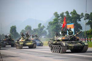 A convoy of artillery vehicles 