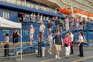 International cruise ship passengers arrive at port to visit Ho Chi Minh City in February. (Photo: SGGP)