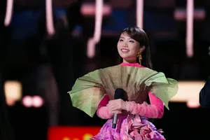 Singer Phuong My Chi performs at "Sing! Asia,".