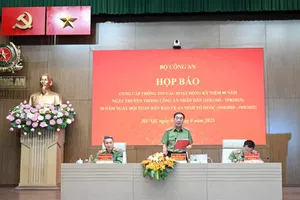 Deputy Minister of Public Security Tran Quoc To presides over press conference. (Photo:SGGP)