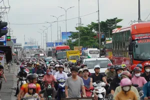 Ho Chi Minh City proposes a ban on gasoline and diesel vehicles from 2026. (Photo: SGGP)