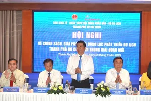 On August 8, in Vung Tau Ward, the Economic and Budget Committee undder the Ho Chi Minh City People's Council in coordination with the municipal Department of Tourism held a conference to discuss policies and solutions aimed at driving tourism development in the city’s new phase. (Photo: SGGP)