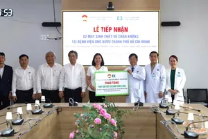 Ho Chi Minh City Oncology Hospital receives two vacuum-assisted breast biopsy machines. (Photo: SGGP)