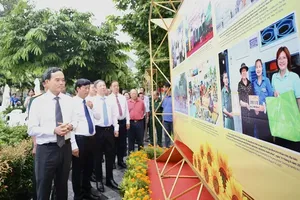Photo exhibitions celebrate Southern Resistance Day in HCMC