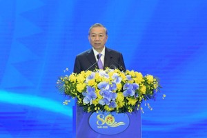 Party General Secretary To Lam speaks at the ceremony marking the 80th anniversary of the traditional day of Vietnam's inspection sector (November 23, 1945 – 2025) in Hanoi. (Photo: baochinhphu)