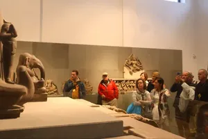International visitors explore the Da Nang Museum of Cham Sculpture. (Photo: SGGP)