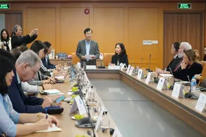 At the meeting (Photo: SGGP)