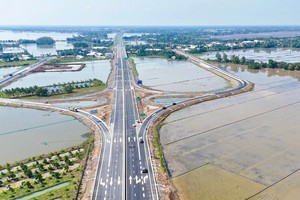 The Hau Giang–Ca Mau section of the Can Tho–Ca Mau expressway