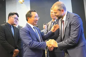 Chairman of the Ho Chi Minh City People’s Committee Nguyen Van Duoc and delegates attend the conference. (Photo: SGGP)