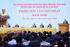 Prime Minister Pham Minh Chinh, head of the Government’s Steering Committee on science and technology development, innovation and digital transformation and Project 06, chairs the committee’s first meeting of 2026 on February 25. (Photo: VNA)