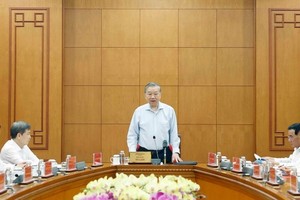 Party chief calls for resolute fight against “internal enemy” 