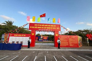 Entrance gate to the polling station (Photo: SGGP)
