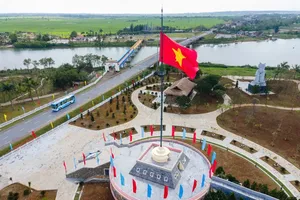 The “Border Flag Tower,” located on the northern bank of the Ben Hai River (Photo: SGGP)