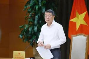 Prime Minister Le Minh Hung speaks at the working session (Photo: SGGP)