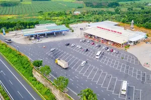A rest stop along the eastern North–South expressway (Photo: SGGP)