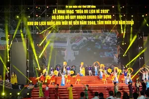 On April 26, the People’s Committee of Lam Dong Province organizes the “Welcome Summer Tourism 2026” event and officially announces the master plan for the development of the Mui Ne National Tourist Area through 2040, with a vision toward 2050. (Photo: SGGP)