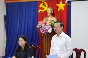 Vice Chairman of the Ho Chi Minh City People’s Committee Bui Minh Thanh calls for strict enforcement of directives from the Government and the Ministry of Agriculture and Environment. (Photo: VNA)