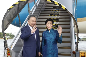 Party General Secretary and State President To Lam and his spouse leave Manila, concluding their state visit to the Philippines. (Photo: VNA)