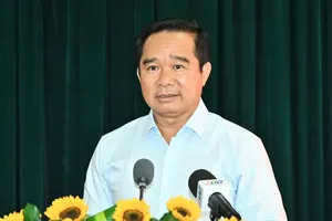 Chairman of the Ho Chi Minh City People’s Committee, Nguyen Van Duoc, delivers his speech at the conference. (Photo: SGGP)