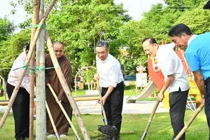 Xuan Hoa Ward launches campaign to jointly protect environment