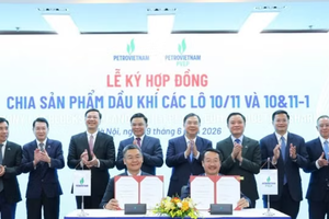 Participants at the signing ceremony (Photo: VNA)
