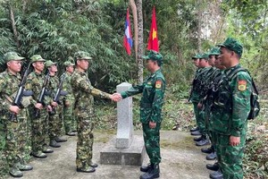Vietnam and Laos conduct bilateral border patrol. (Photo: SGGP)