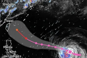 The center of Typhoon Bavi at 6:30 p.m. (Vietnam time) on July 5. (Screenshot from the Z.E storm tracking and satellite imagery application)