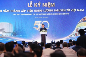 Deputy Prime Minister Ho Quoc Dung speaks at VINATOM’s 50th anniversary ceremony. (Photo: VNA)