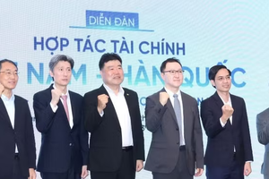 Speakers at the Vietnam – RoK Financial Cooperation Forum. (Photo: VNA)